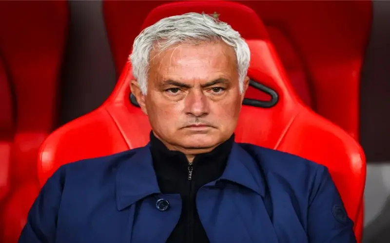 “لا مساس بهم”.. آس تكشف هوية طاقم جوزيه مورينيو في ريال مدريد